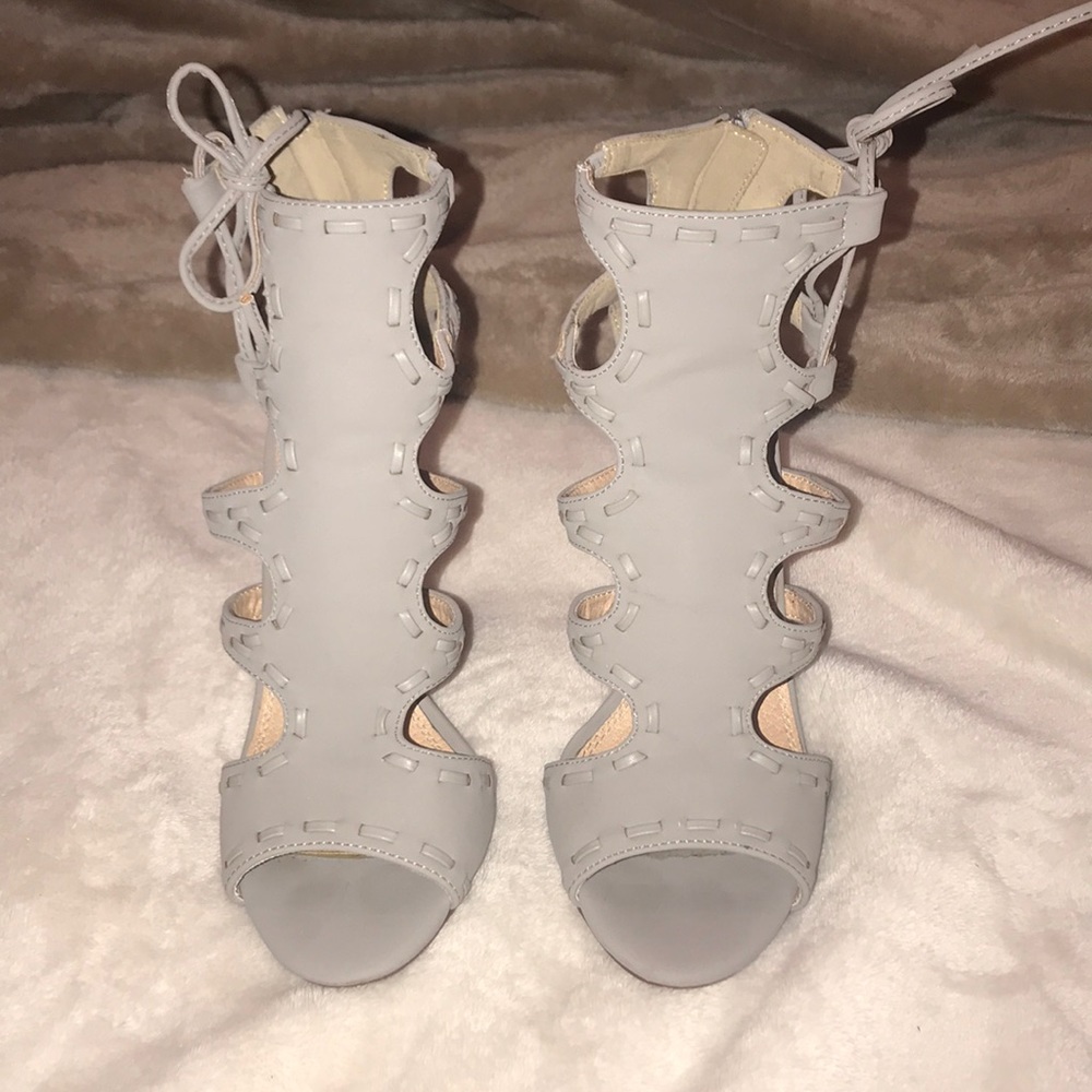 Gray Heels 📬NEXT DAY SHIPPING📫